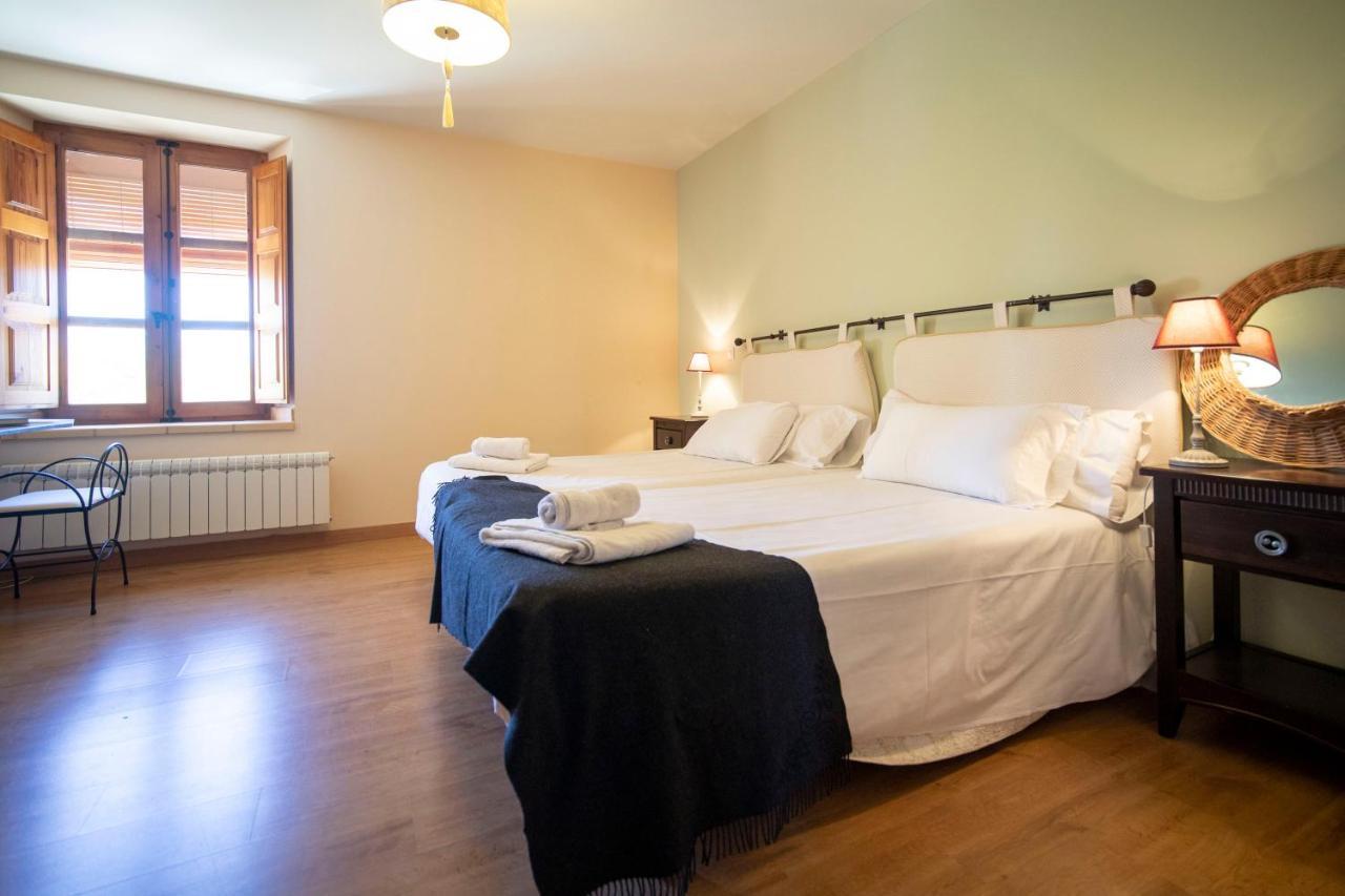 Apartamentos Ribera Del Duero Las Escuelas Vadocondes 외부 사진
