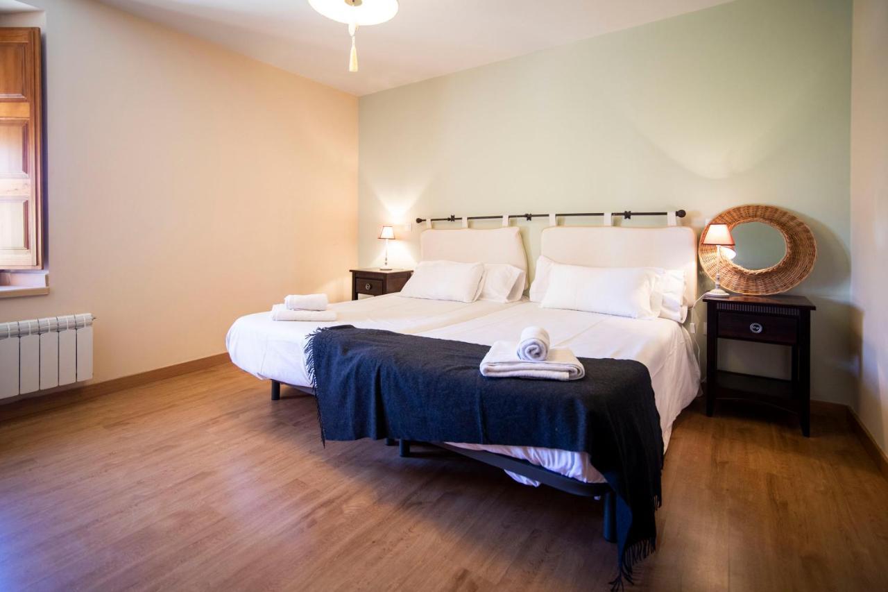 Apartamentos Ribera Del Duero Las Escuelas Vadocondes 외부 사진