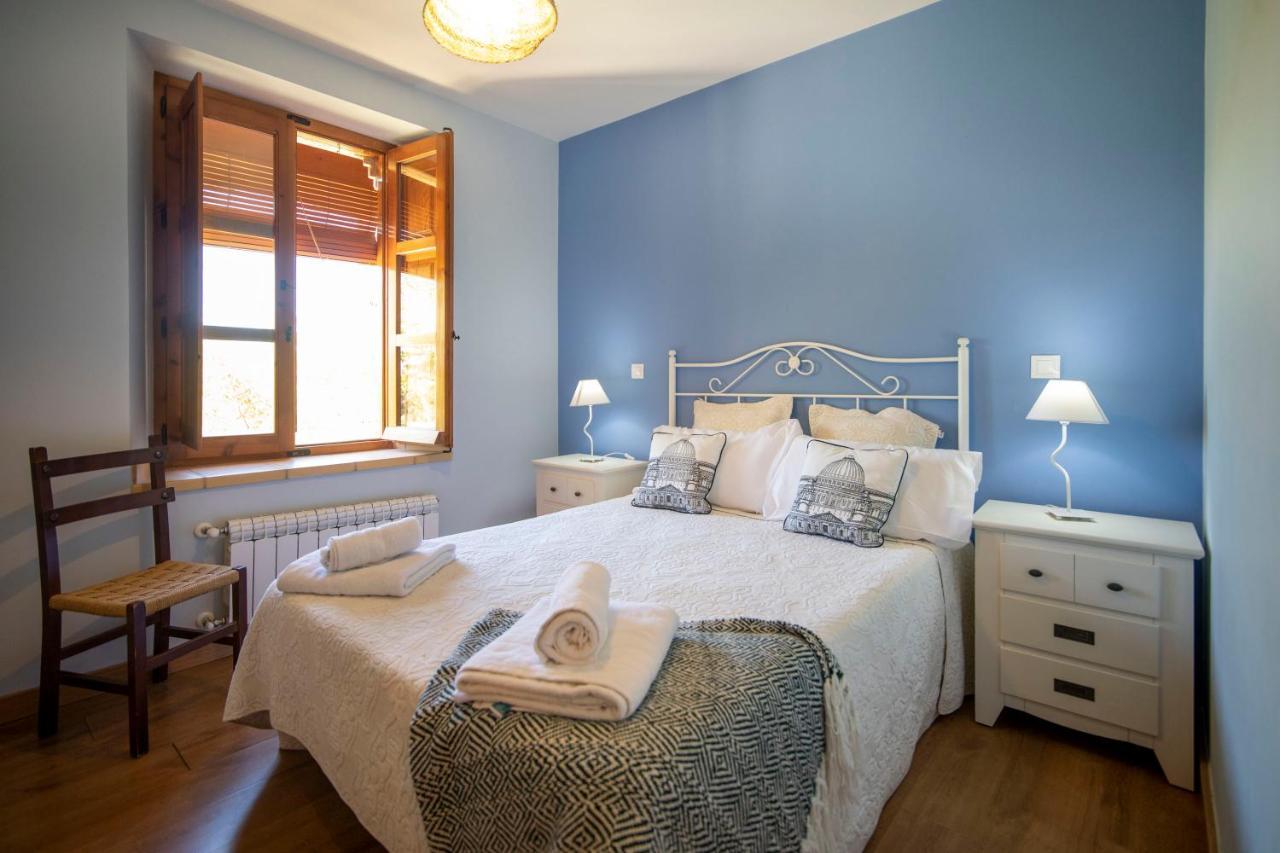 Apartamentos Ribera Del Duero Las Escuelas Vadocondes 외부 사진
